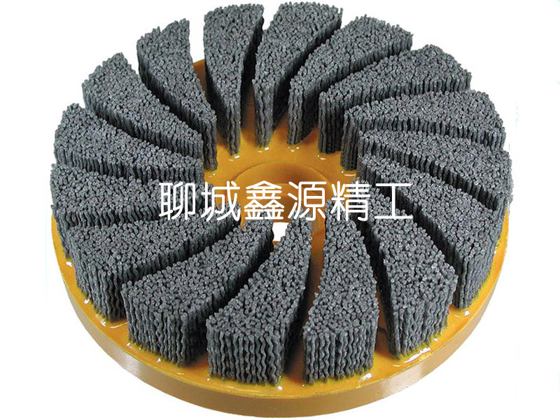 ?工業(yè)毛刷運(yùn)用的注意事項(xiàng)